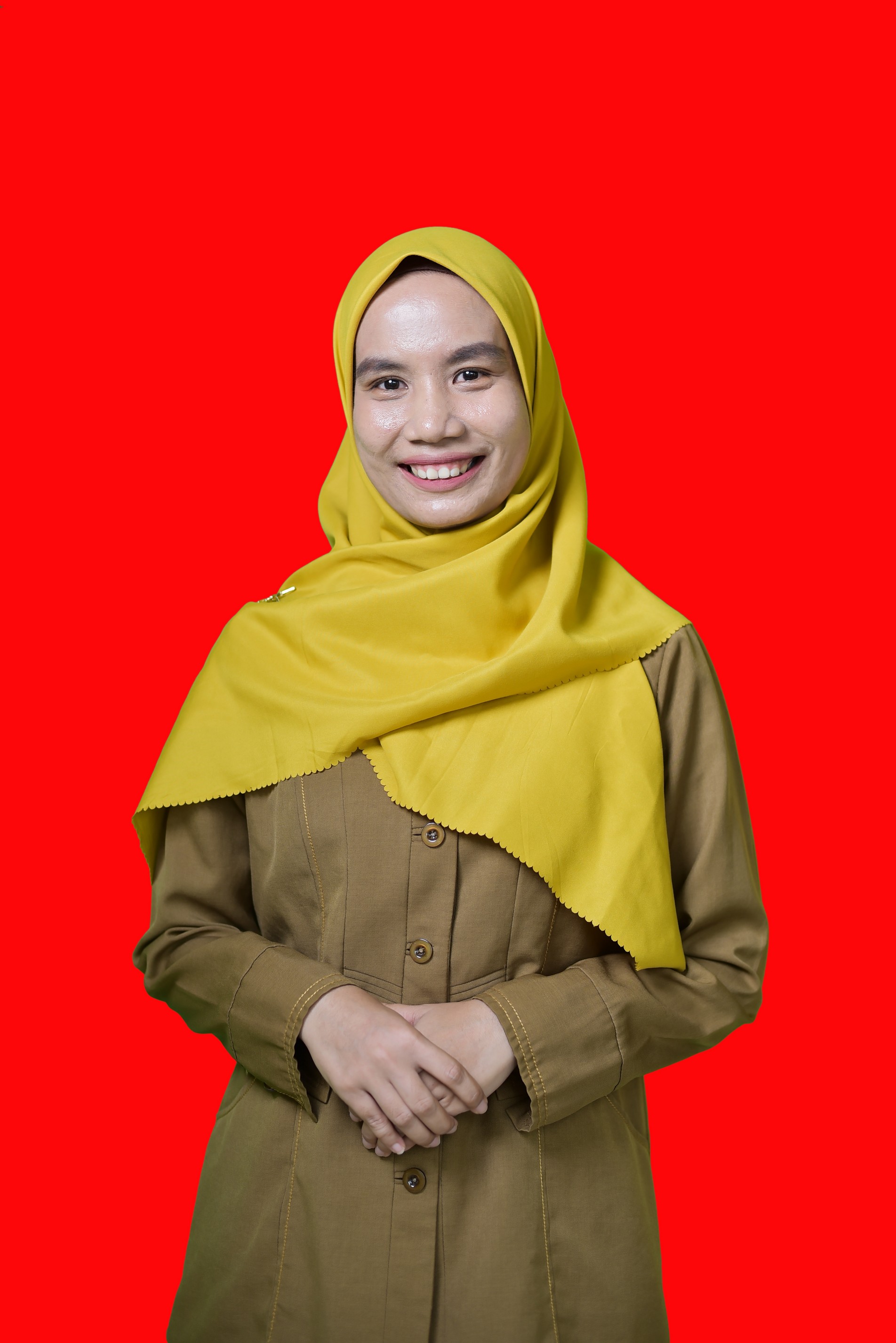 Lussy Harly, S.Pd
